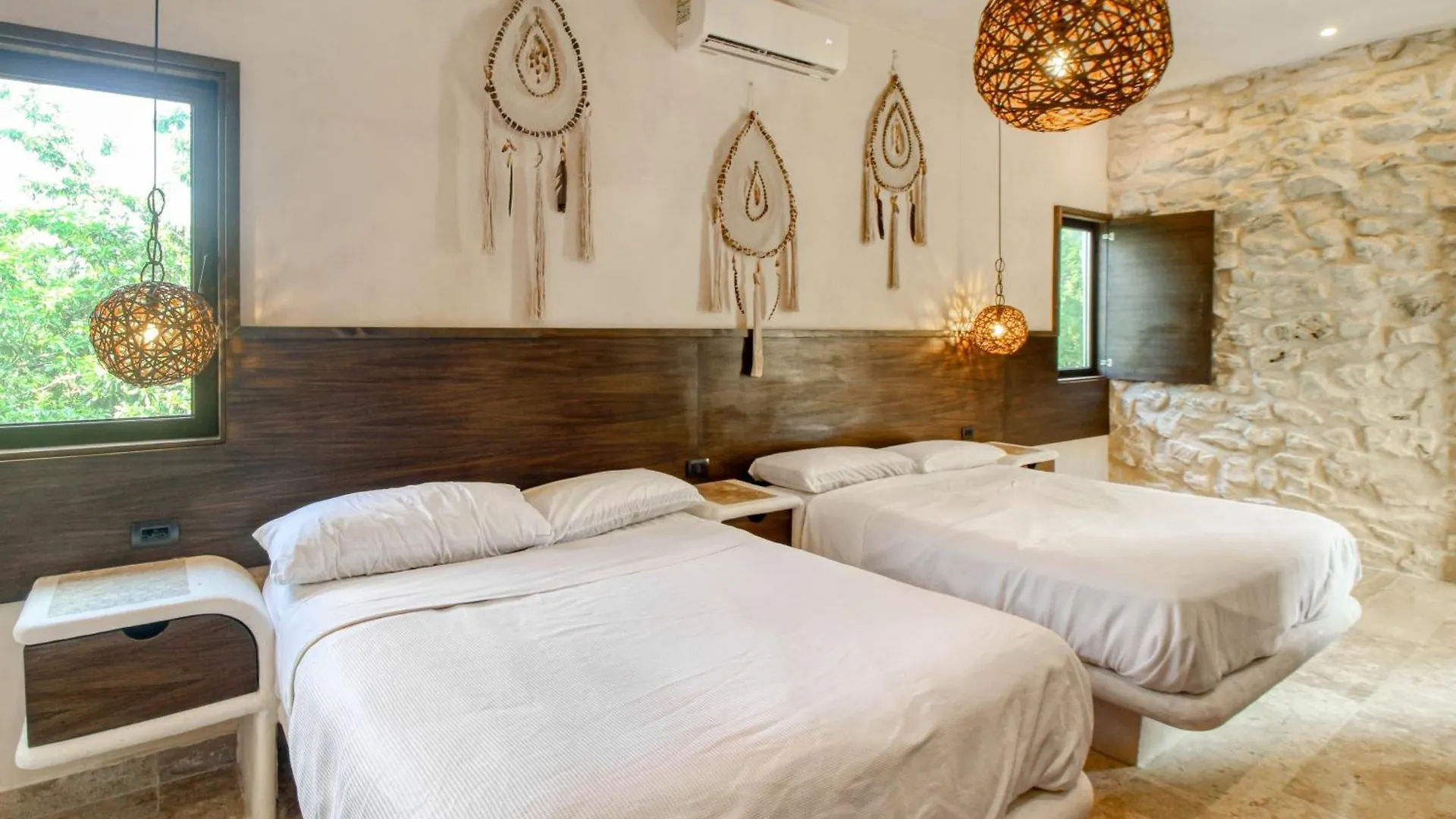 Villa Aktun Akumal 0*,  Mexico